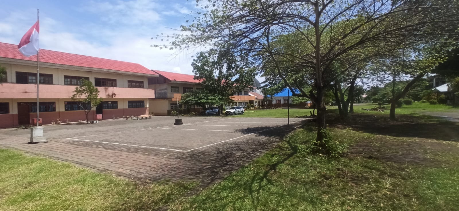 Lapangan Sekolah